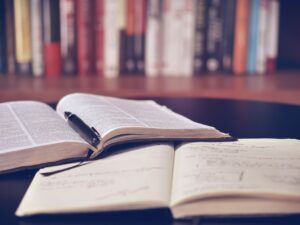 Best computer networking books for beginners in 2026, including Kurose and Ross, Tanenbaum, Stallings and CCNA study guides